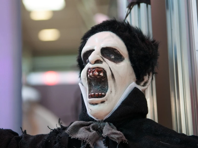 Halloween Small Vampire 5 Halloween Small Vampire - Afbeelding 3